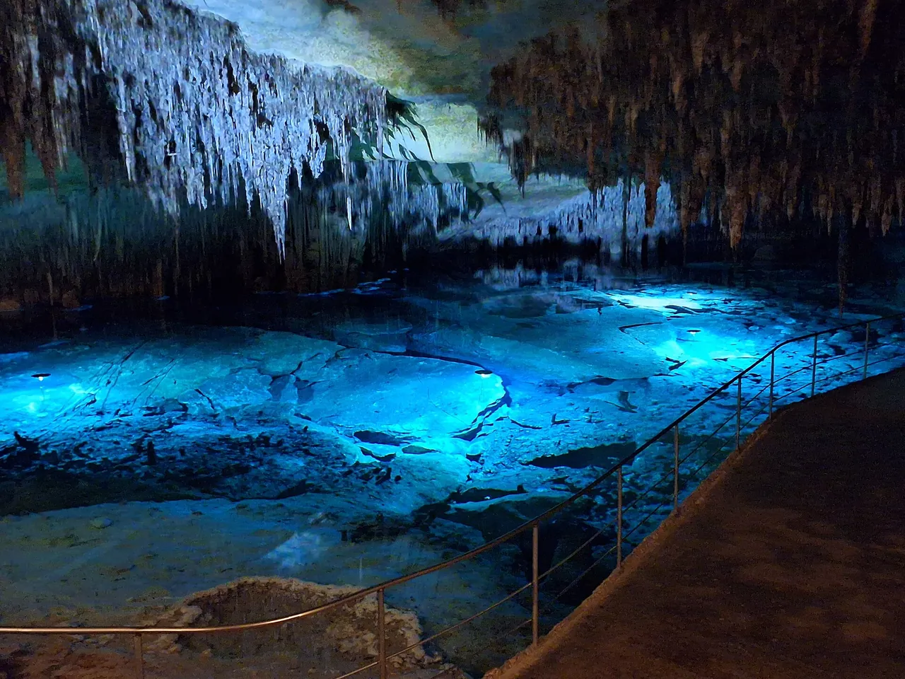 Jaskinie Drach (Coves del Drach), zdjęcie
